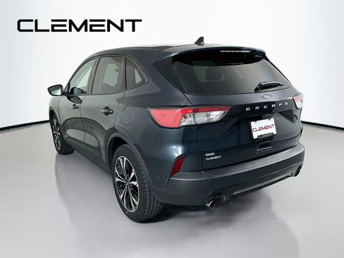 Certified 2022 Ford Escape SE w/ SE Sport Appearance Package FWD image 10