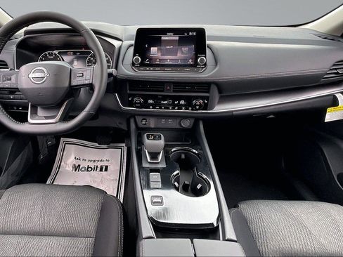 New 2026 Nissan Rogue SV FWD image 6