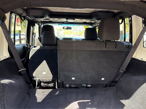 Used 2014 Jeep Wrangler Unlimited Sport w/ Quick Order Package 24S AWD/4WD image 26