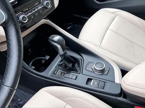 Used 2019 BMW X1 xDrive28i w/ Convenience Package image 17