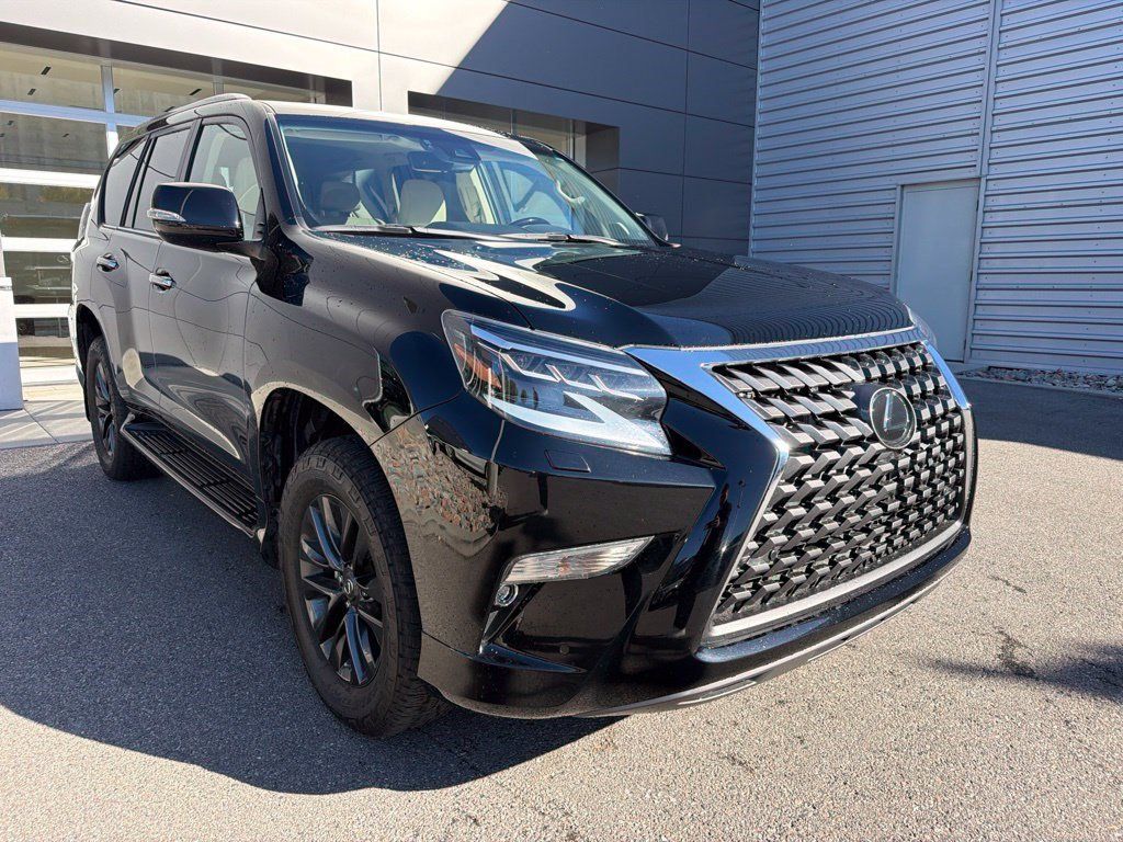 Used 2021 Lexus GX 460 Premium w/ Premium Plus Package AWD/4WD image 3