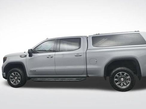 Used 2024 GMC Sierra 1500 AT4 w/ Technology Package AWD/4WD image 10