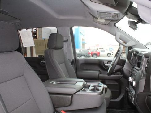 Used 2025 GMC Sierra 2500 Pro w/ Convenience Package AWD/4WD image 14
