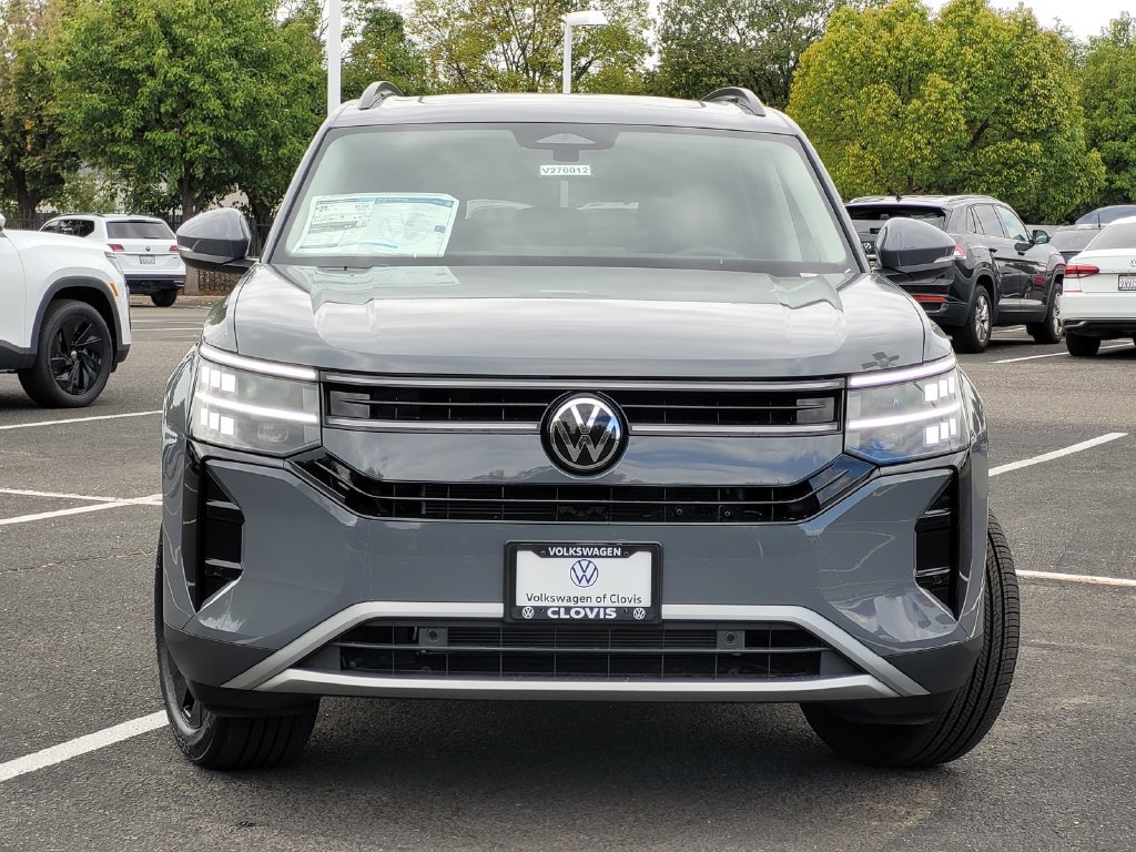New 2027 Volkswagen Atlas SE FWD image 2
