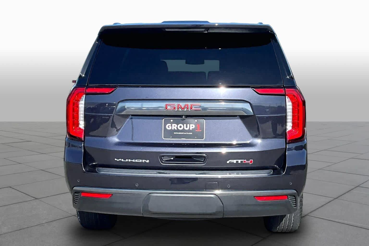 Used 2023 GMC Yukon AT4 w/ AT4 Premium Plus Package AWD/4WD image 5