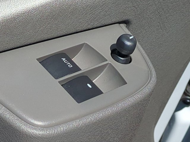 New 2026 Chevrolet Express 2500 RWD image 21