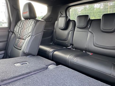 New 2025 Nissan Armada PRO-4X image 13