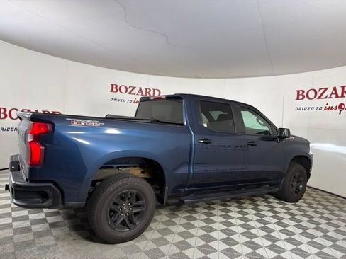 Used 2022 Chevrolet Silverado 1500 LT Trail Boss AWD/4WD image 9