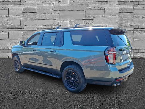 Used 2024 Chevrolet Suburban Z71 w/ Off-Road Capability Package AWD/4WD image 7
