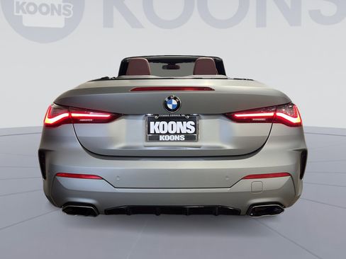 Used 2021 BMW M440i Convertible w/ Premium Package image 4