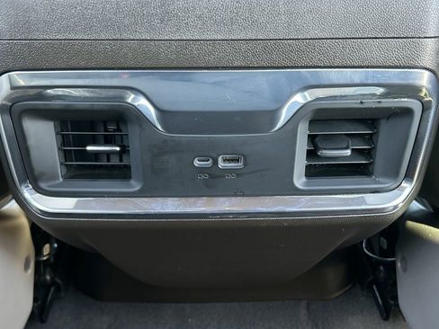 Used 2025 GMC Sierra 1500 SLT w/ SLT Premium Package AWD/4WD image 21