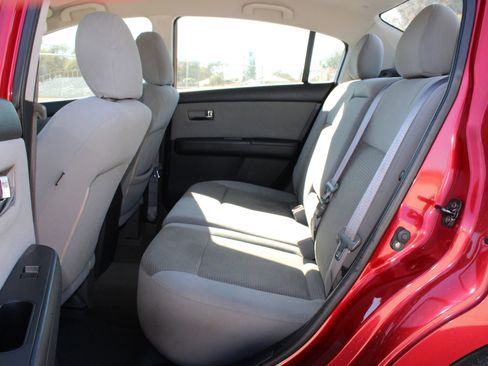 Used 2012 Nissan Sentra 2.0 S image 10