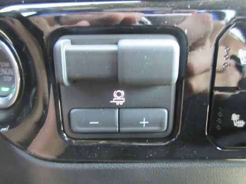 New 2026 GMC Sierra 3500 SLE image 19