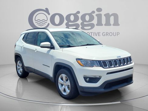 Used 2021 Jeep Compass Latitude FWD image 7