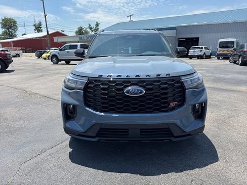 New 2026 Ford Explorer ST w/ Sun And Sound Package AWD/4WD image 4