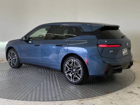 New 2026 BMW iX xDrive45 w/ M Sport Package image 3