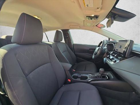 Used 2024 Toyota Corolla LE FWD image 19