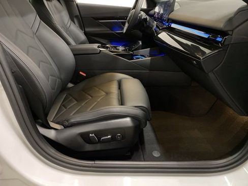 Used 2026 BMW 530i xDrive AWD/4WD image 85