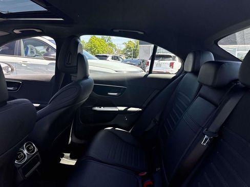 Used 2023 Mercedes-Benz C 300 4MATIC Sedan image 13