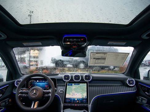 New 2026 Mercedes-Benz GLC 300 4MATIC image 16