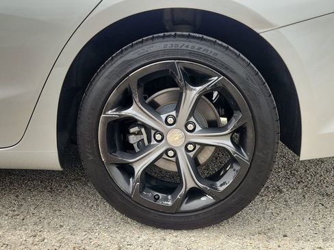 Used 2021 Chevrolet Malibu LT FWD image 31