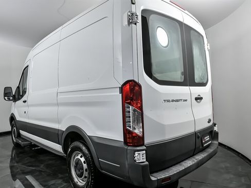 Used 2017 Ford Transit 250 130 Medium Roof image 8