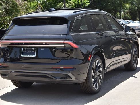 New 2026 Lincoln Nautilus Black Label w/ Jet Appearance Package AWD/4WD image 7