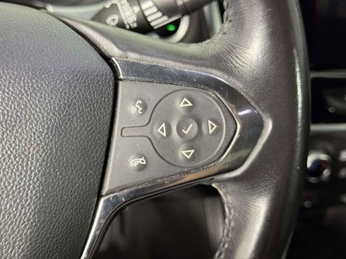 Used 2019 Chevrolet Traverse LT AWD/4WD image 23