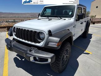 Used 2025 Jeep Gladiator Sport AWD/4WD 360° Tour