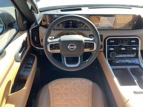 New 2025 Nissan Armada Platinum Reserve image 10