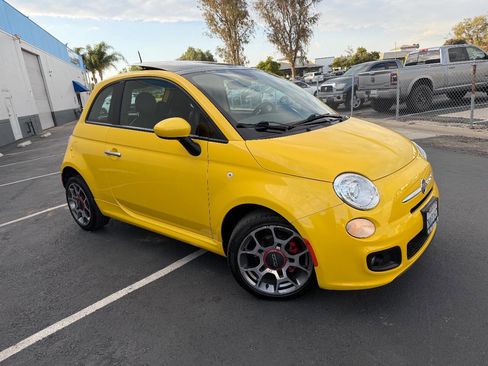 Used 2015 FIAT 500 Sport w/ Comfort/Convenience Group image 4