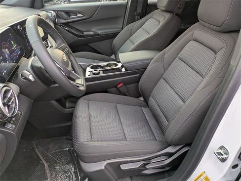 New 2026 Chevrolet Equinox LT w/ Safety and Technology Package image 11
