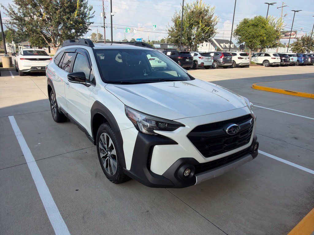 Used 2023 Subaru Outback Limited AWD/4WD image 2