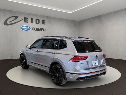 Used 2023 Volkswagen Tiguan SE R-Line AWD/4WD image 3