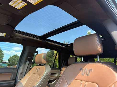 Used 2023 Ford Expedition King Ranch AWD/4WD image 8