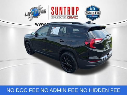 Used 2023 GMC Terrain SLE w/ Driver Convenience Package FWD image 3