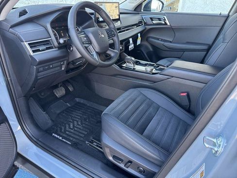 New 2026 Mitsubishi Outlander AWD image 25