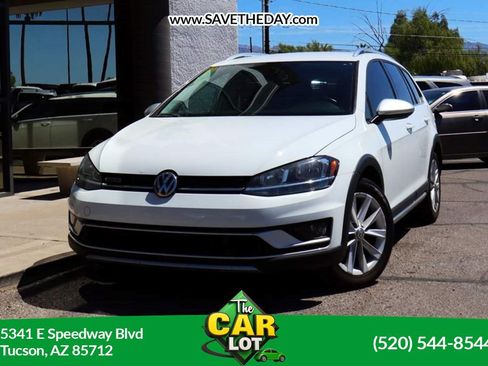 Used 2019 Volkswagen Golf Alltrack S AWD/4WD image 1