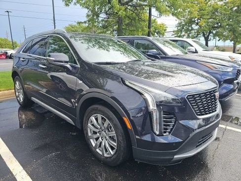 Used 2023 Cadillac XT4 Premium Luxury w/ Driver Assist Package AWD/4WD image 2