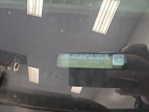 Used 2023 Lincoln Corsair Reserve image 3