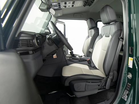 Used 2024 INEOS Grenadier Station Wagon AWD/4WD image 32