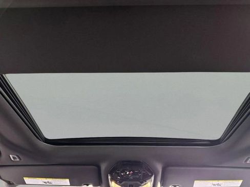 New 2026 BMW 530i xDrive w/ Premium Package AWD/4WD image 13