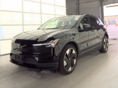 Used 2025 Volvo EX30 Plus w/ Climate Package