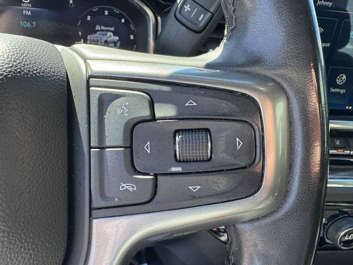 Used 2024 Chevrolet Silverado 3500 LT w/ Convenience Package RWD image 20