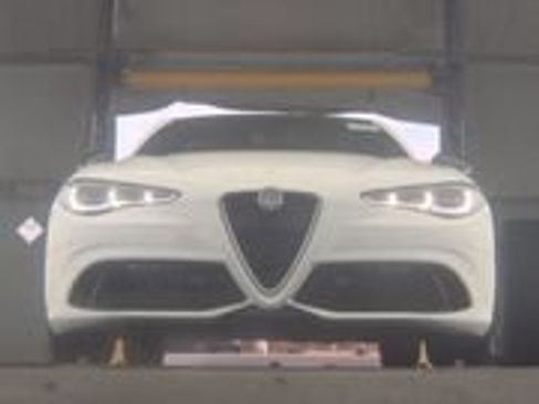Used 2024 Alfa Romeo Giulia Ti w/ Active Assist Plus Package RWD image 3
