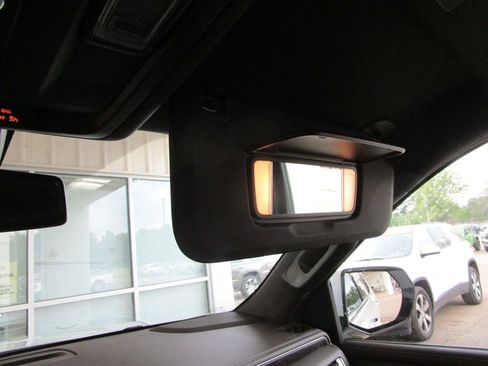 Used 2021 Chevrolet Tahoe LT image 43