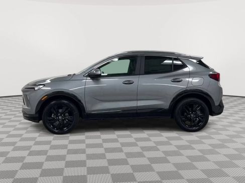 Used 2024 Buick Encore GX Sport Touring w/ Advanced Technology Package AWD/4WD image 5