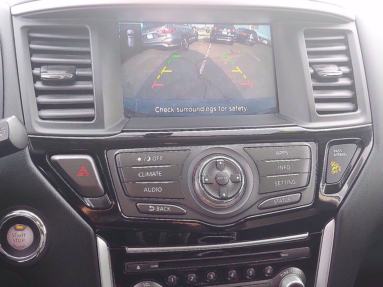 Used 2019 Nissan Pathfinder S AWD/4WD image 18