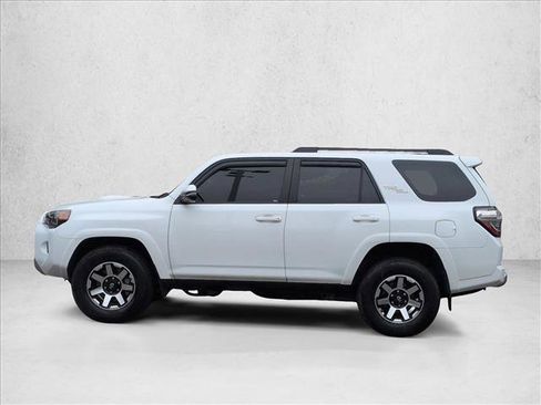 Used 2023 Toyota 4Runner TRD Off-Road Premium w/ Moonroof Package AWD/4WD image 9