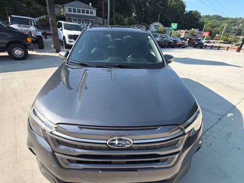 Used 2025 Subaru Forester Limited w/ Popular Package #2 AWD/4WD image 21